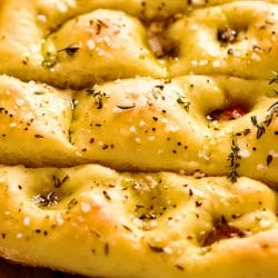 Easy Crispy Focaccia: The Homemade Italian Bread Everyone Can Master 5 Easy Crispy Focaccia: The Homemade Italian Bread Everyone Can Master - Focaccia Bread midia