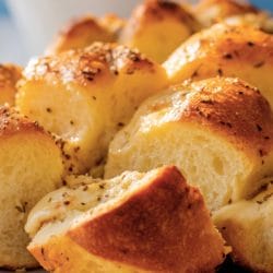 Garlic Pull-Apart Bread Machine Recipe You'll Crave 5 Garlic Pull-Apart Bread Machine Recipe You'll Crave - Garlic Pull Apart Bread midia
