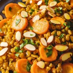 This Healthy Farro Recipe Is Way Too Good to Skip 4 This Healthy Farro Recipe Is Way Too Good to Skip - Golden Carrots Farro midia