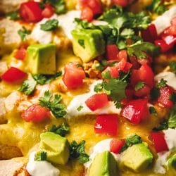 Healthy Chicken Enchiladas: Family-Approved Dinner 4 Healthy Chicken Enchiladas: Family-Approved Dinner - Green Chile Chicken Enchiladas midia