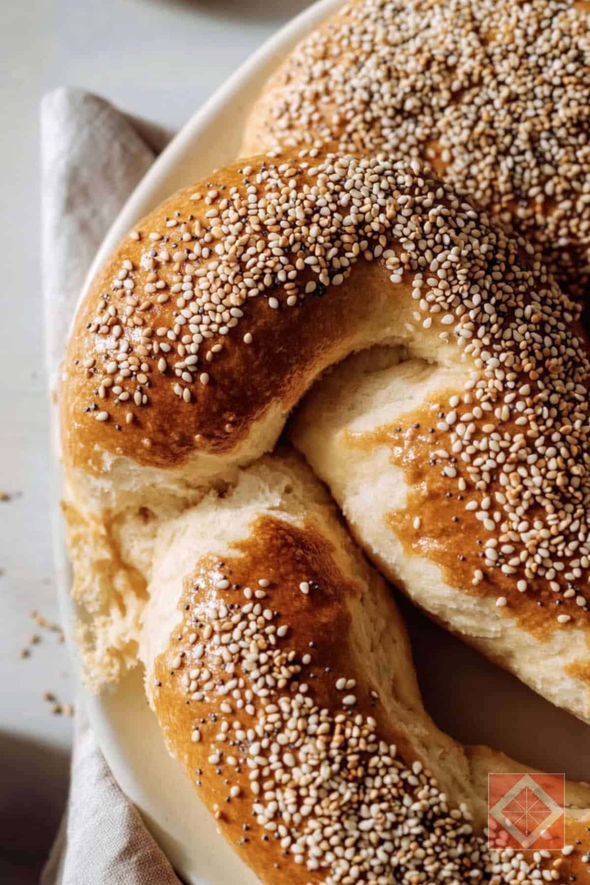 Jerusalem Bagels: Crispy, Fluffy & Totally Addictive 3 Jerusalem Bagels: Crispy, Fluffy & Totally Addictive - Jerusalem Bagels pin 2 midia