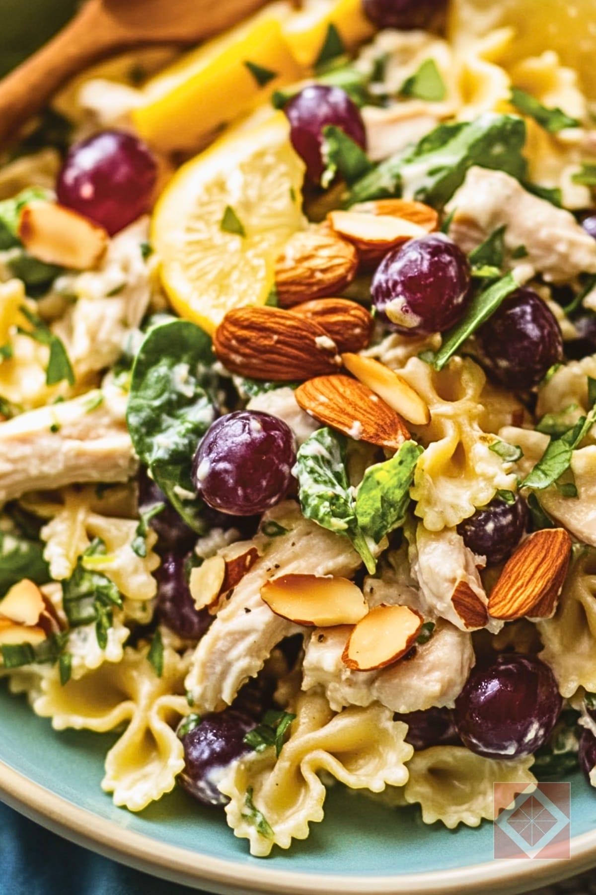 Quick, Healthy Recipe for Chicken Pasta Salad 3 Quick, Healthy Recipe for Chicken Pasta Salad - Lemon Chicken Pasta Salad Recipe with Tarragon Grapes pin 1 midia