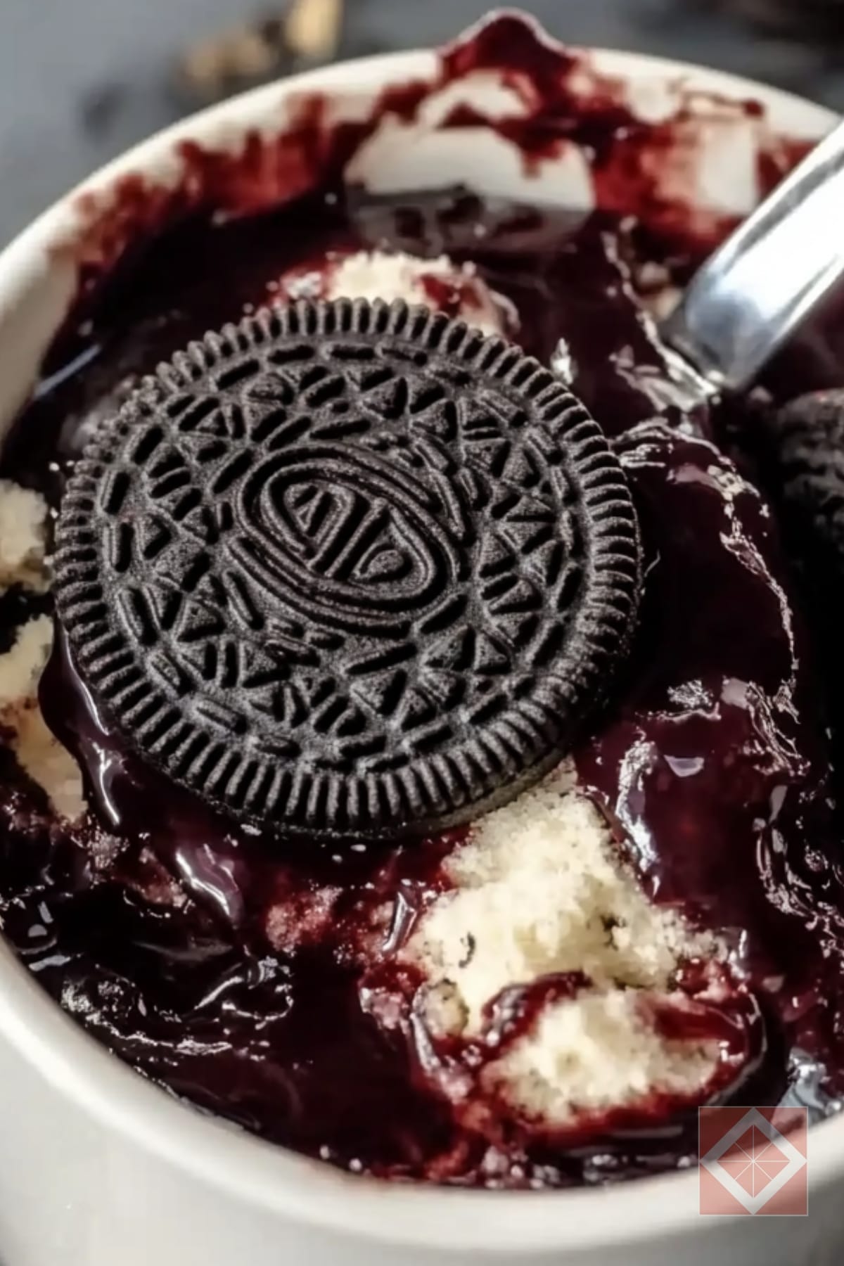 Quick Oreo Recipe That Went Viral on Tiktok 3 Quick Oreo Recipe That Went Viral on Tiktok - Oreo mug cake pin 1 midia