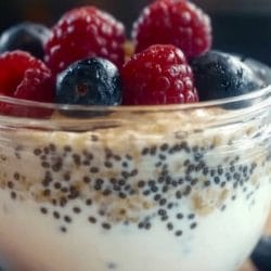 Grab & Go Overnight Oats with Chia Seeds Cottage Cheese 5 Grab & Go Overnight Oats with Chia Seeds Cottage Cheese - Overnight Oats with Chia Seeds Cottage Cheese midia