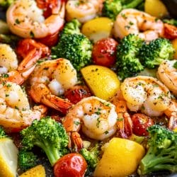 Low-Stress Healthy Dinner Recipe With Shrimp 5 Low-Stress Healthy Dinner Recipe With Shrimp - Sheet Pan Spicy Garlic Shrimp Vegetables midia