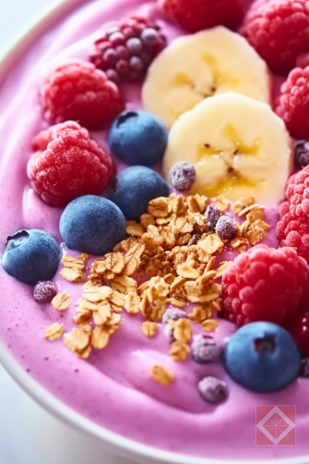 Cottage Cheese Smoothie Bowl That Tastes Like a Treat (But Works Like Breakfast) 3 Cottage Cheese Smoothie Bowl That Tastes Like a Treat (But Works Like Breakfast) - Smoothie Bowls with Cottage Cheese pin 1 midia