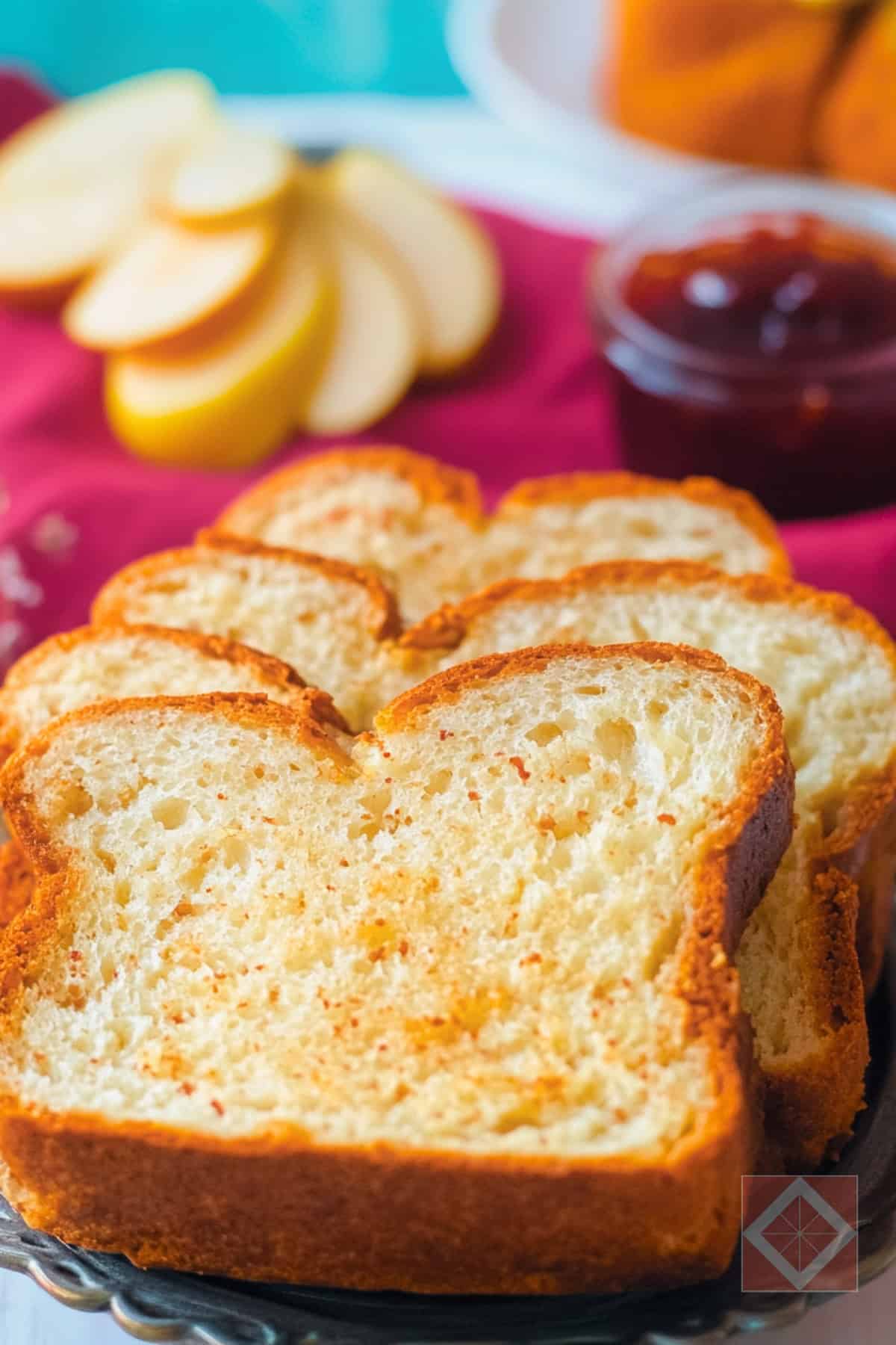 Christmas Breakfast Spiced Eggnog & Pear Bread Machine Recipe 3 Christmas Breakfast Spiced Eggnog & Pear Bread Machine Recipe - Spiced Eggnog Pear Bread pin 2 midia