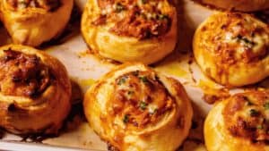 Spicy Buffalo Bread Recipe for Serious Snackers 1 Spicy Buffalo Bread Recipe for Serious Snackers - Spicy Buffalo Bread midia