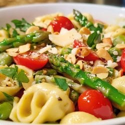 Tortellini Salad Recipe for Two That Feels Fancy 5 Tortellini Salad Recipe for Two That Feels Fancy - Tortellini Salad for Two with Asparagus Fresh Basil Vinaigrette midia