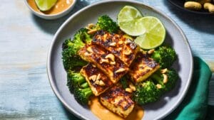 A Smoky, Spicy Peanut Tofu Recipe for Two 1 A Smoky, Spicy Peanut Tofu Recipe for Two - Grilled Tofu with Charred Broccoli Peanut Sauce midia