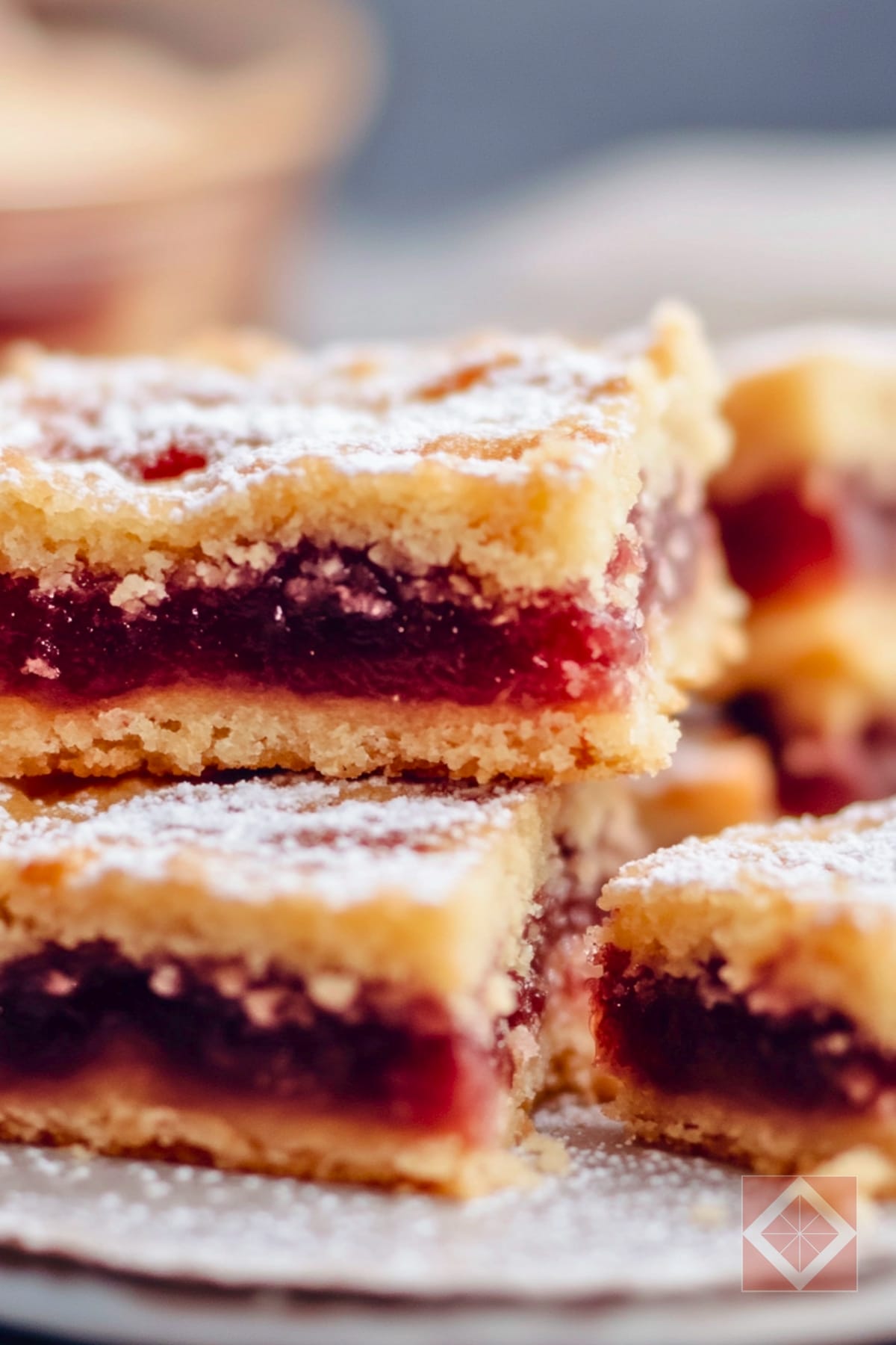 Classic Jam Jam Bars Dessert Recipe for Sweet Cravings 5 Classic Jam Jam Bars Dessert Recipe for Sweet Cravings - Jam Jam Bars Dessert pin 3 midia