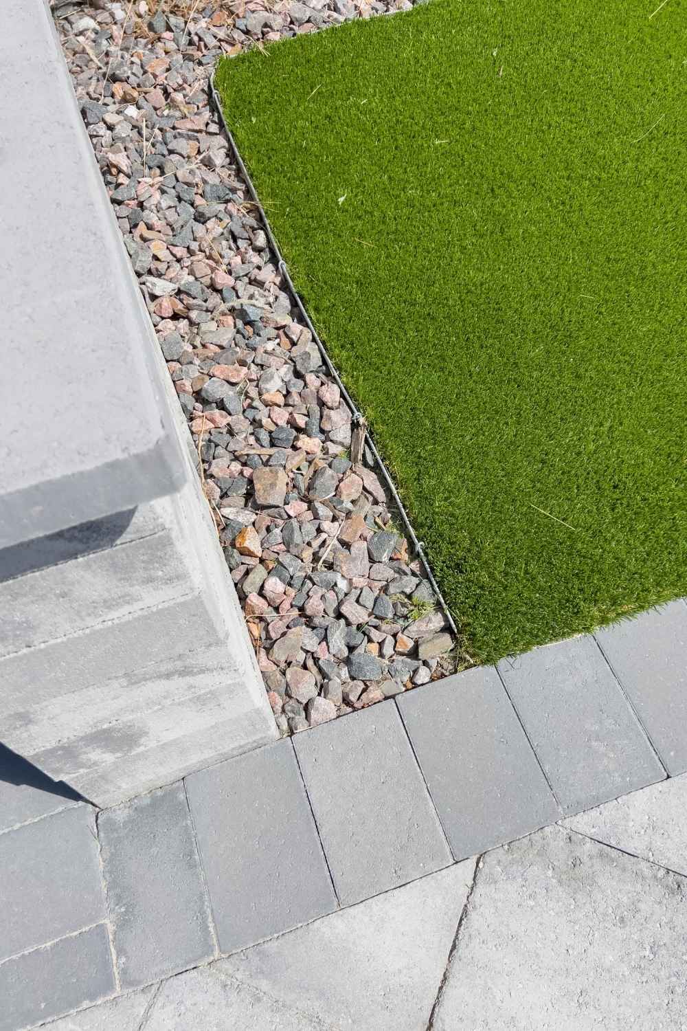 17 River Rock Landscaping Ideas That Turn Simple Yards Into Showpieces 14 17 River Rock Landscaping Ideas That Turn Simple Yards Into Showpieces - river rock idea ss22653947181 dnoh