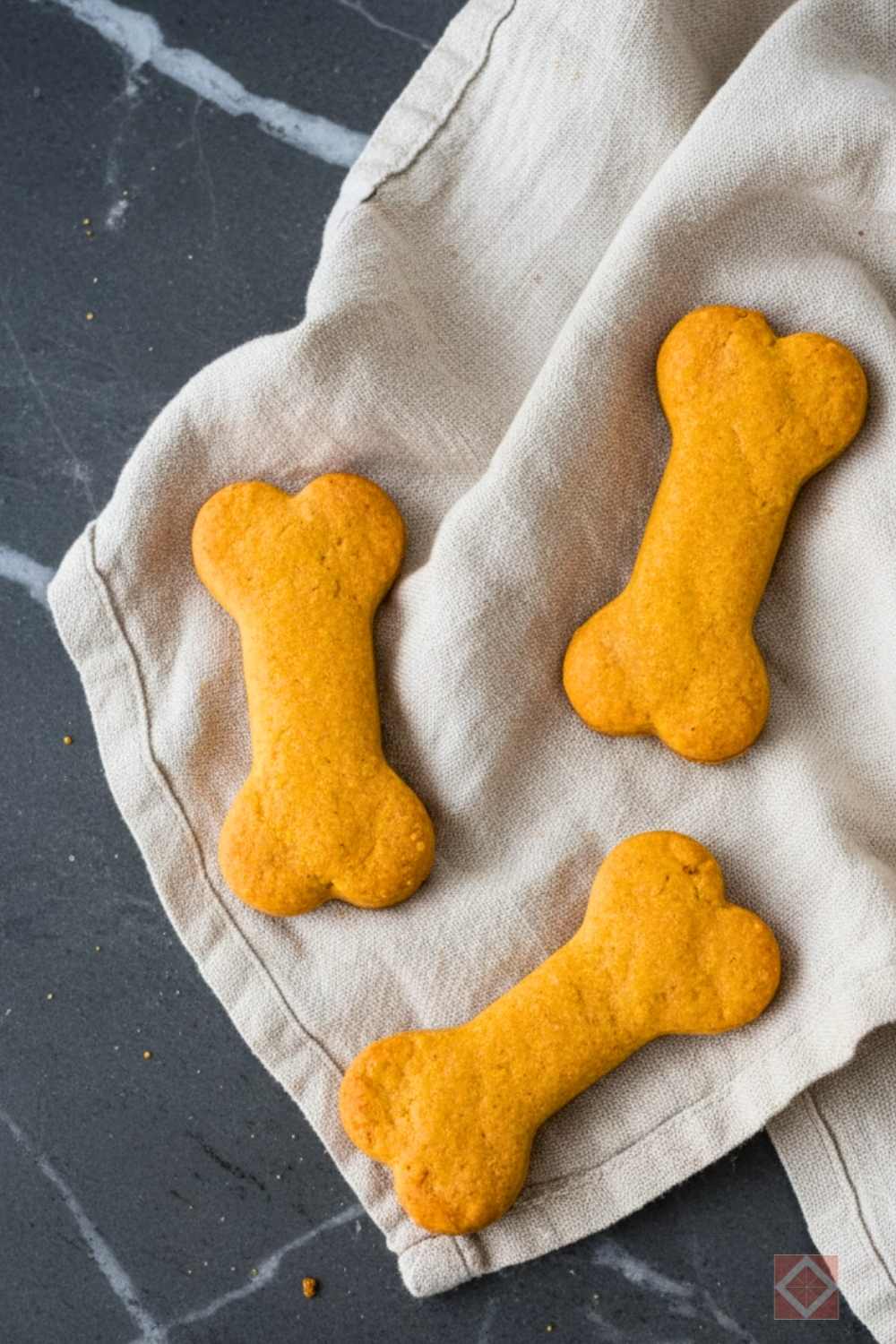 easy pumpkin peanut butter dog treats: healthy, crunchy, and xylitol-free 2 easy pumpkin peanut butter dog treats: healthy, crunchy, and xylitol-free - Pumpkin Peanut Butter dog Biscuits