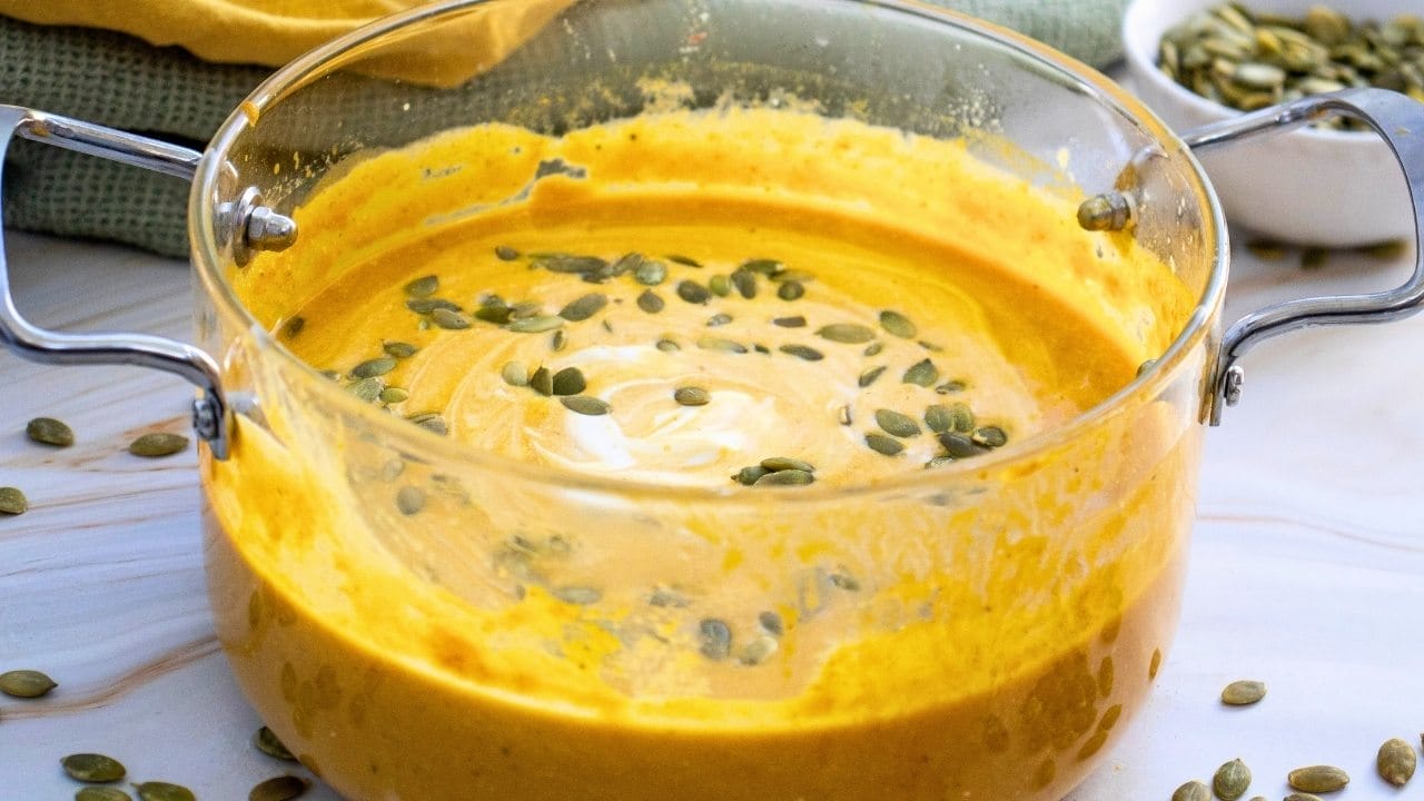 the creamy pumpkin soup everyone’s craving this fall - easy creamy pumpkin soup 1