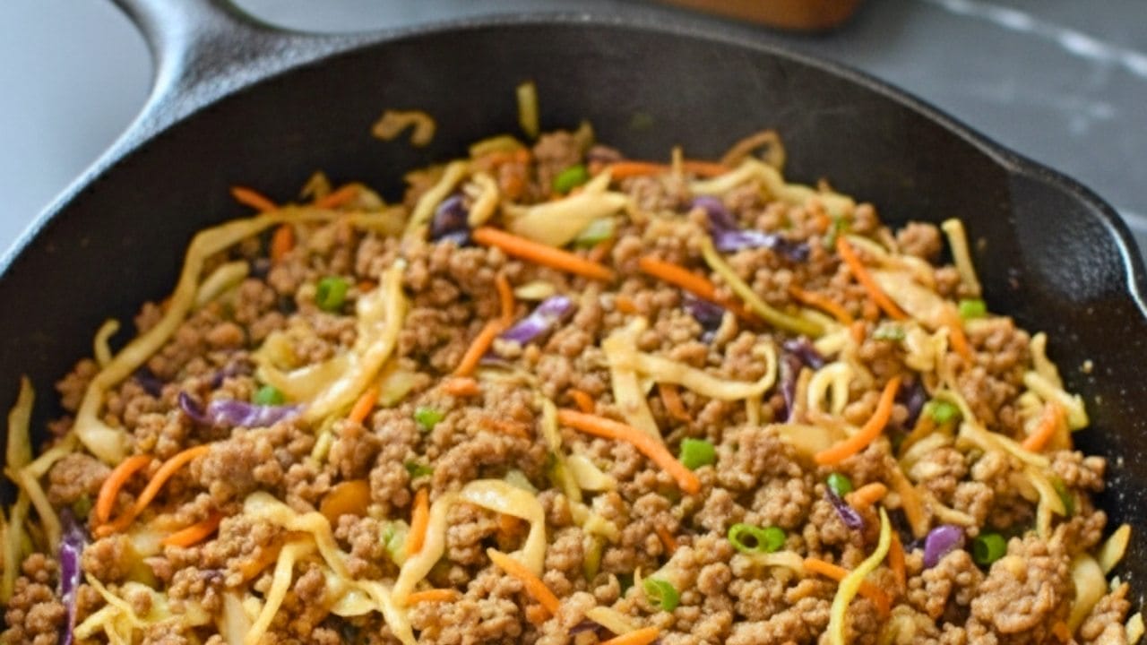 low calorie & carb egg roll in a bowl (that’s actually not bland) 3 low calorie & carb egg roll in a bowl (that’s actually not bland) - egg roll in a bowl 3