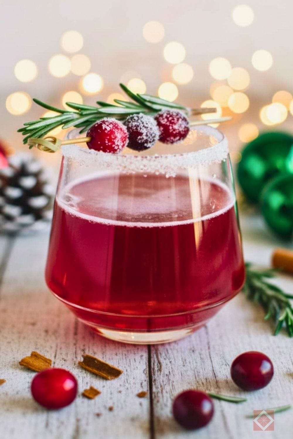 mrs. claus cranberry whiskey cocktail - mrs. claus cranberry whiskey cocktail
