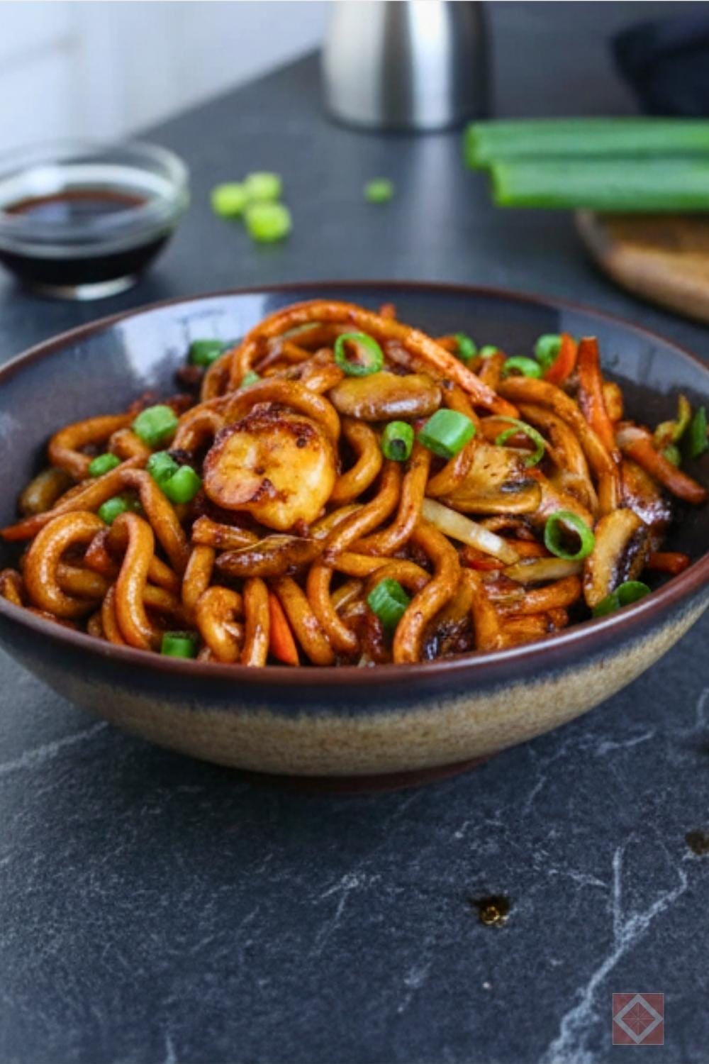shrimp yaki udon: japanese stir-fried noodles in 25 minutes 2 shrimp yaki udon: japanese stir-fried noodles in 25 minutes - shrimp yaki udon japanese stir fried noodles 2