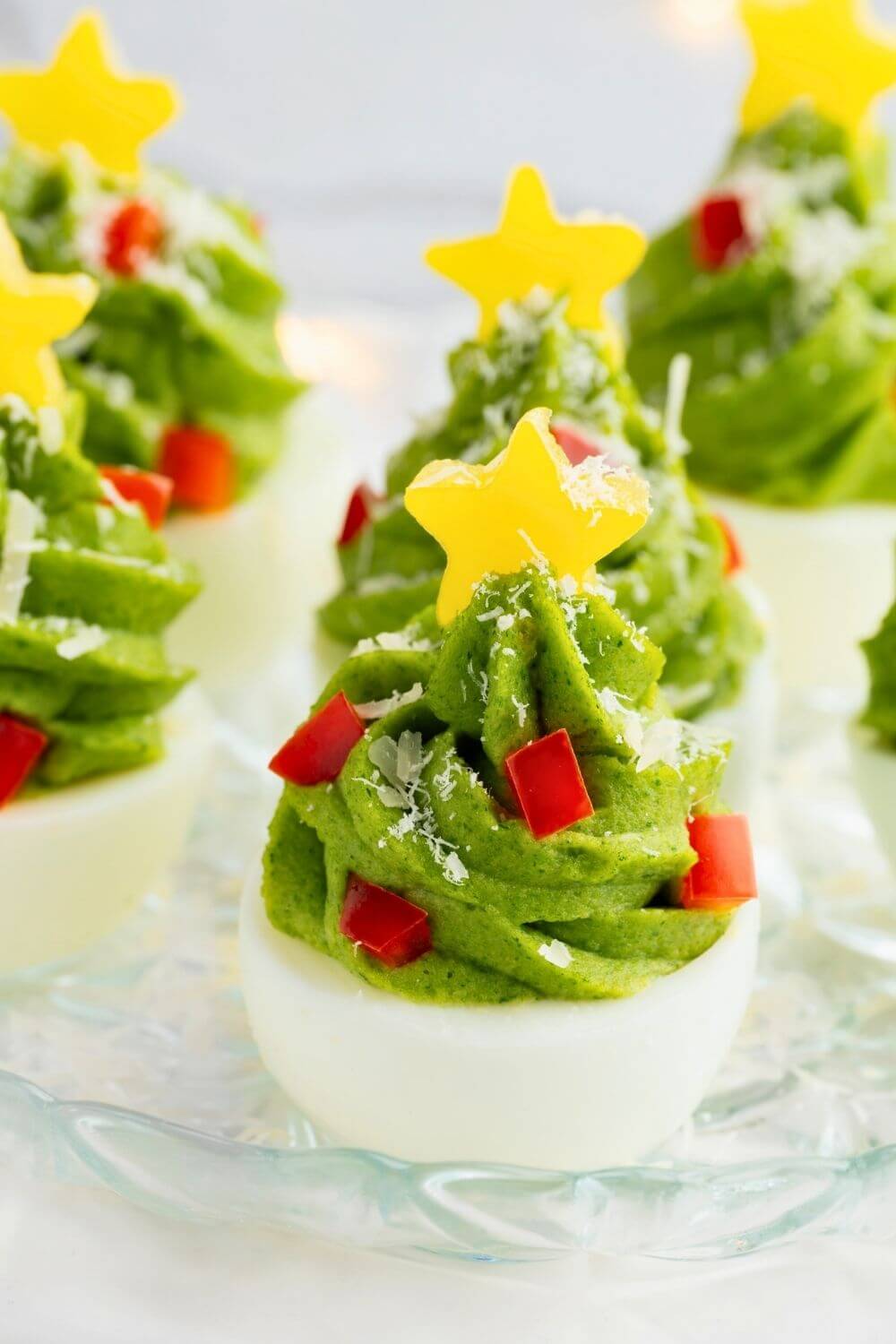 Christmas Tree Deviled Eggs (with Avocado – No Food Dye!) 2 Christmas Tree Deviled Eggs (with Avocado – No Food Dye!) - Festive stuffed eggs Christmas s2555647667dnoh