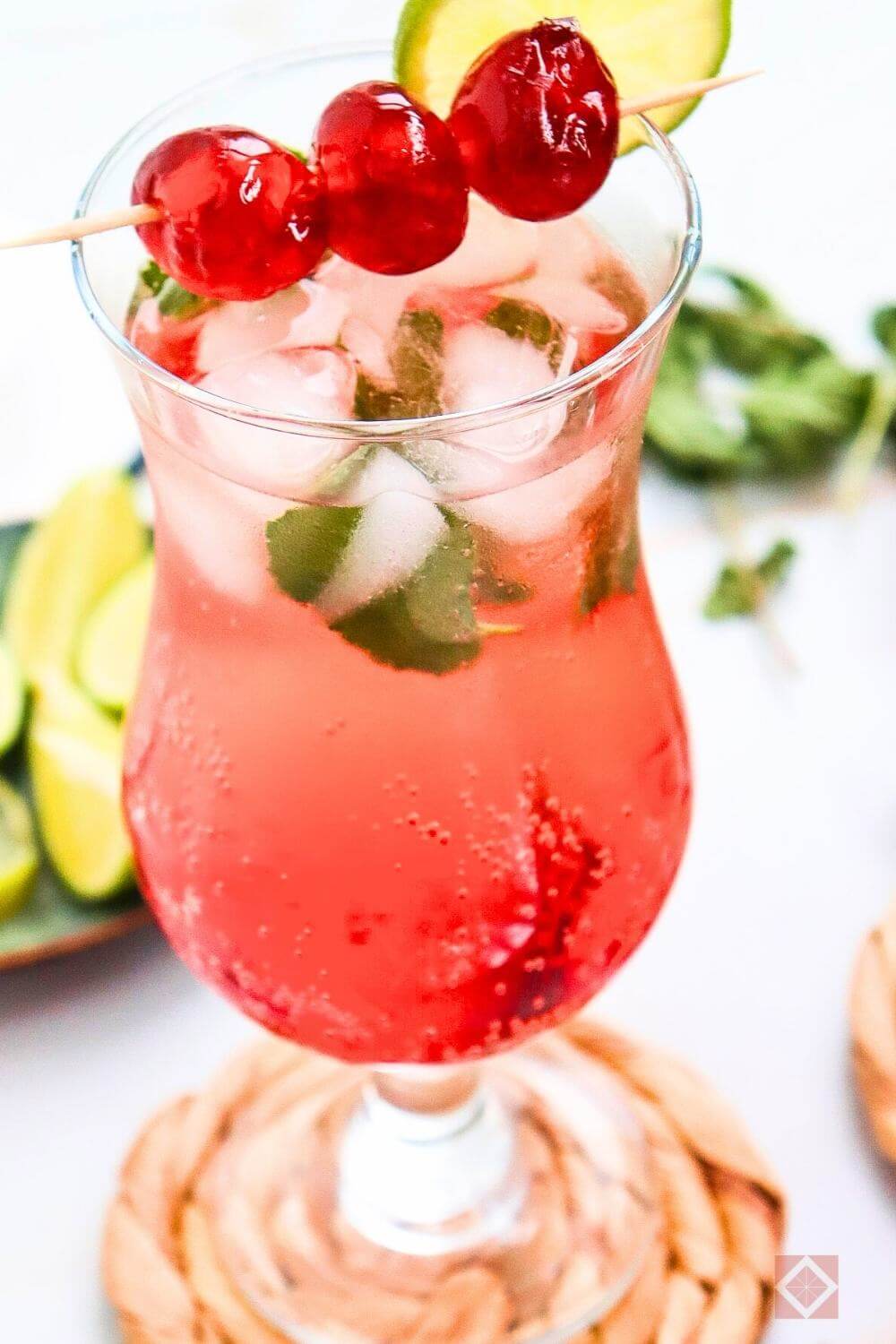 The Festive Holiday Shirley Temple (Kids & Adults Love It!) 2 The Festive Holiday Shirley Temple (Kids & Adults Love It!) - Shirley Temple mocktail 2