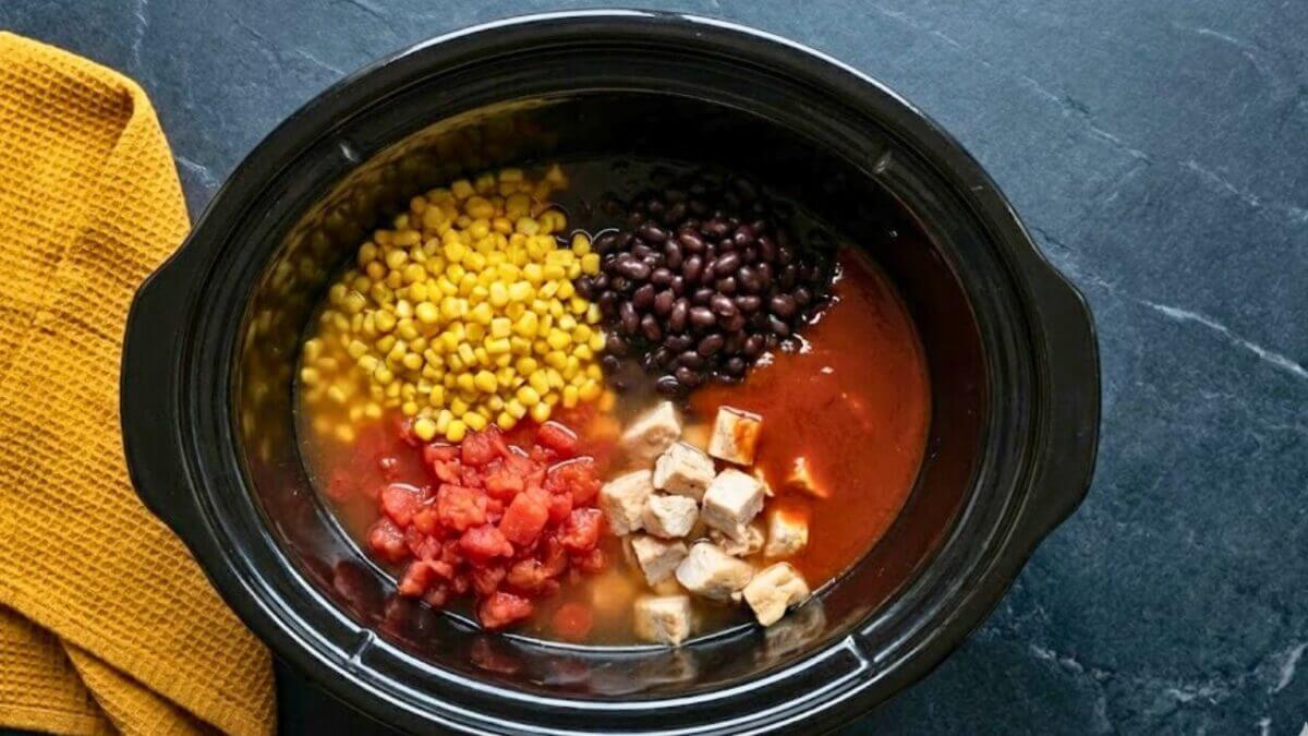 Six Can Chicken Tortilla Soup: Dump and Go 3 Six Can Chicken Tortilla Soup: Dump and Go - 6 Can Slow Cooker Chicken Tortilla Soup 3 scaled