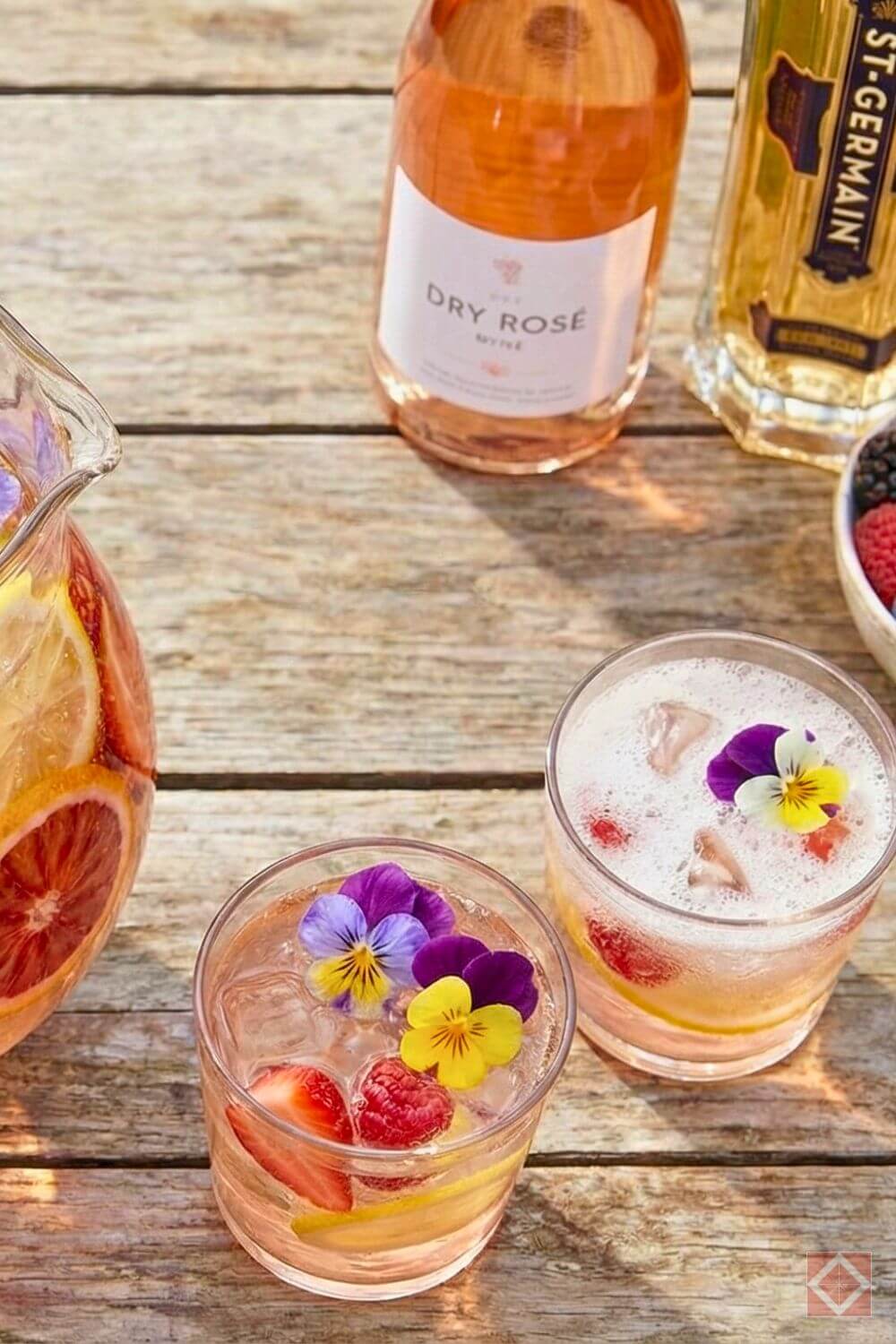 The Best Spring Blossom Sangria 2 The Best Spring Blossom Sangria - Best Spring Blossom Sangria 2