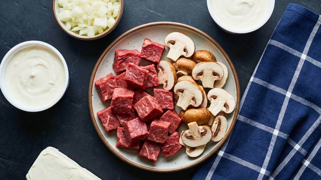 The Secret to Creamy Slow Cooker Beef Stroganoff 2 The Secret to Creamy Slow Cooker Beef Stroganoff - Easy Slow Cooker Beef Stroganoff 3