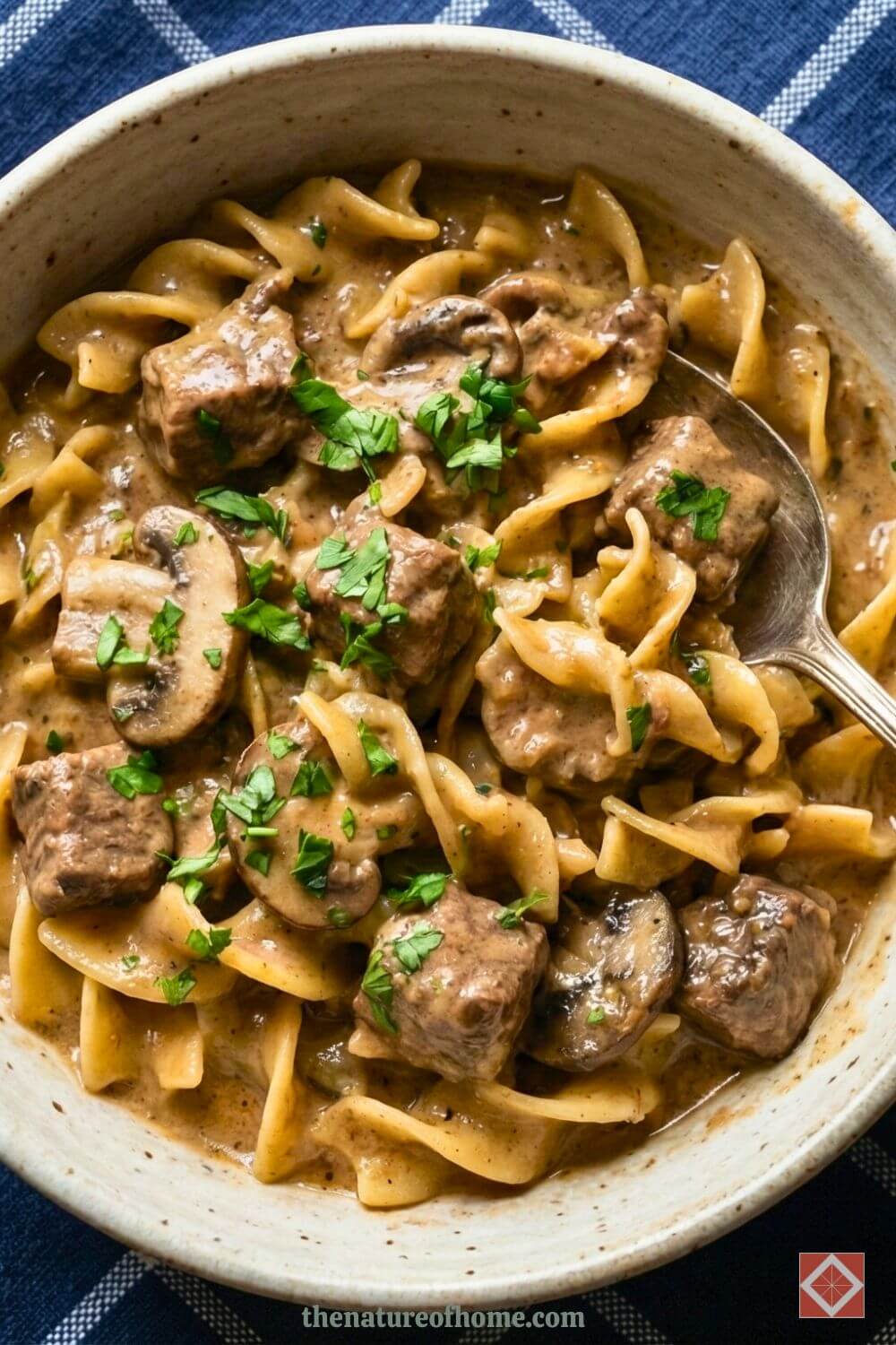 The Secret to Creamy Slow Cooker Beef Stroganoff 5 The Secret to Creamy Slow Cooker Beef Stroganoff - Easy Slow Cooker Beef Stroganoff