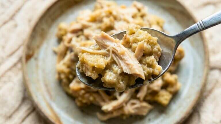 Slow Cooker Chicken and Stuffing That Everyone Actually Eats - Slow Cooker Chicken and Stuffing 3