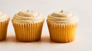 Best Vanilla Bean Cupcakes 1 Best Vanilla Bean Cupcakes - vanilla bean cupcakes ss2347329541dnoh