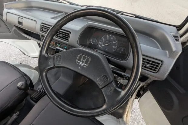 The $7,000 Truck That Does What Your $60,000 Homestead Pickup Can't 6 The $7,000 Truck That Does What Your $60,000 Homestead Pickup Can't - 1995 honda acty pickup pxl 20260322 233922053 59779.jpg